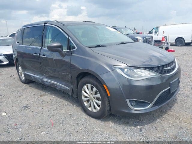 2018 CHRYSLER PACIFICA TOURING L - 1