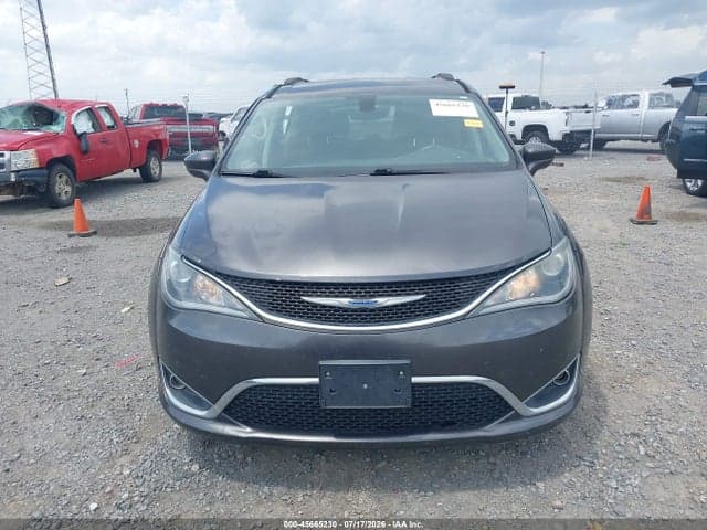 2018 CHRYSLER PACIFICA TOURING L 12