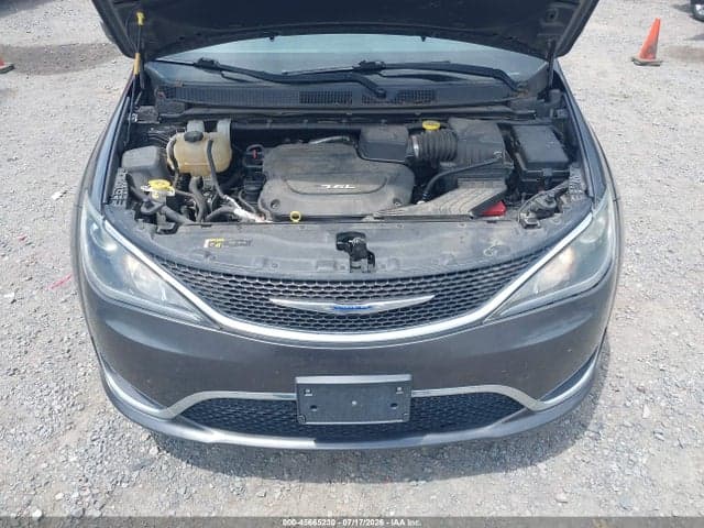 2018 CHRYSLER PACIFICA TOURING L 10