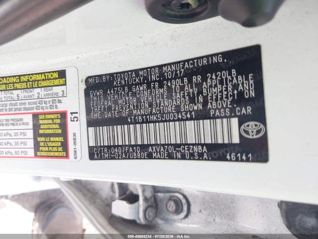 2018 TOYOTA CAMRY LE 9