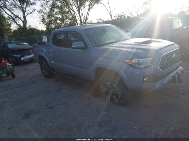 2019 TOYOTA TACOMA TRD SPORT - 1