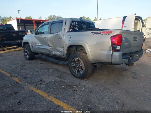 2019 TOYOTA TACOMA TRD SPORT 3