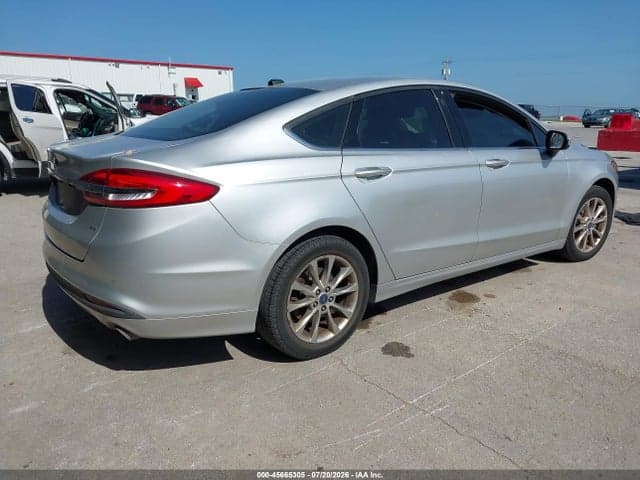 2017 FORD FUSION SE 4