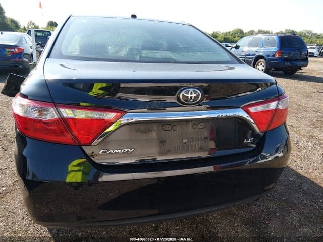 2017 TOYOTA CAMRY LE 16
