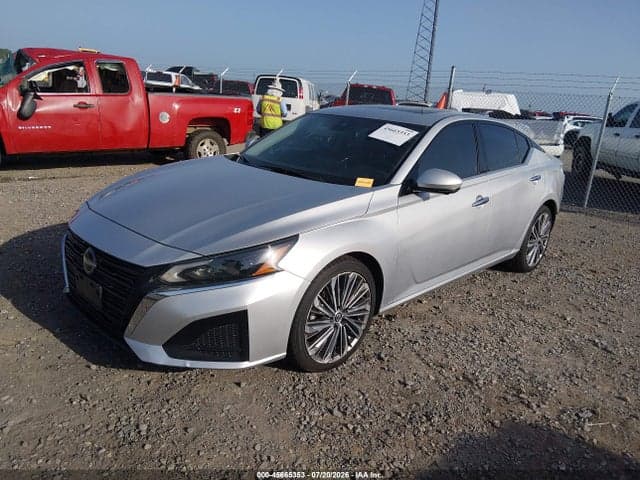 2023 NISSAN ALTIMA SL FWD 2