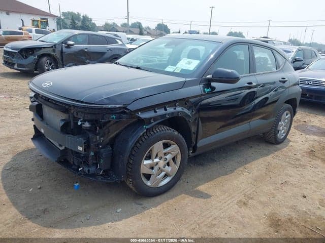 2024 HYUNDAI KONA SE 2