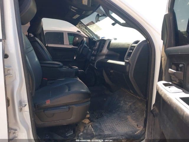 2022 RAM 3500 TRADESMAN 4X4 8' BOX 5
