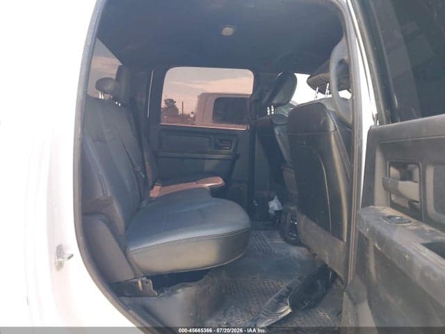 2022 RAM 3500 TRADESMAN 4X4 8' BOX 8