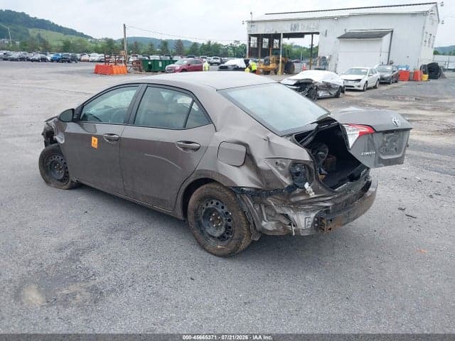 2017 TOYOTA COROLLA LE 3
