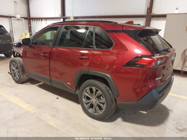 2024 TOYOTA RAV4 HYBRID XLE PREMIUM 3