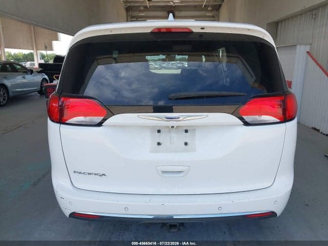 2018 CHRYSLER PACIFICA TOURING L PLUS 17