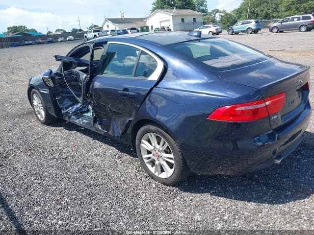 2017 JAGUAR XE 25T PREMIUM 3
