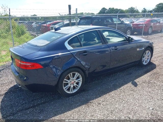 2017 JAGUAR XE 25T PREMIUM 4