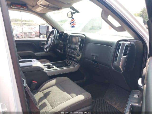 2017 CHEVROLET SILVERADO 1500 LT 5