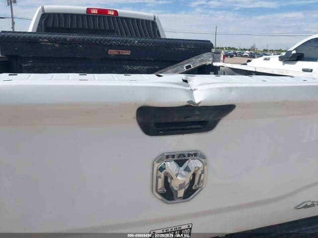 2022 RAM 3500 TRADESMAN 4X4 8' BOX 6