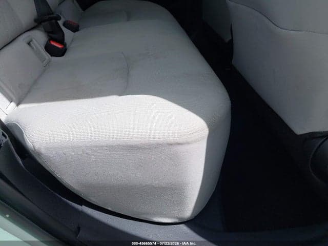 2026 TOYOTA COROLLA CROSS L 8