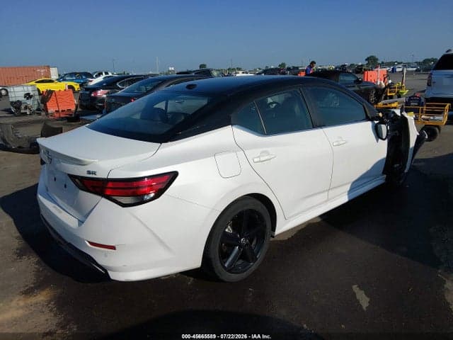 2023 NISSAN SENTRA SR XTRONIC CVT 4