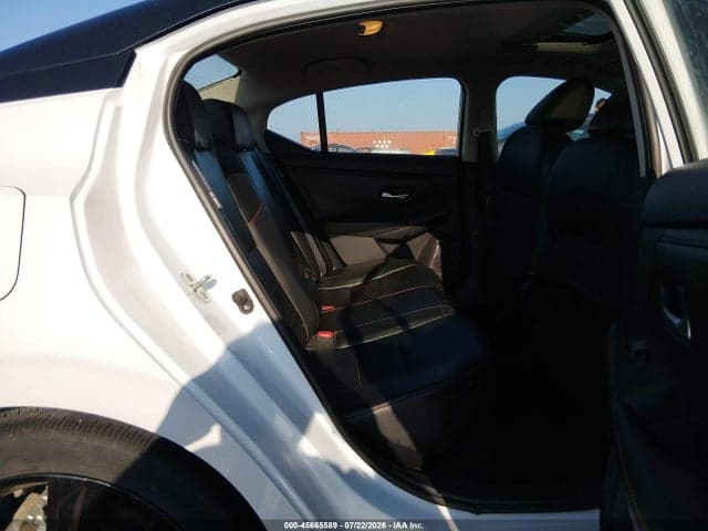 2023 NISSAN SENTRA SR XTRONIC CVT 8