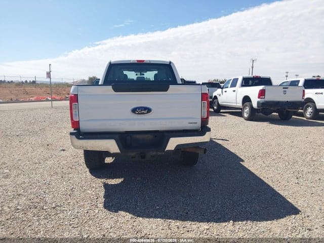 2017 FORD F-250 XL 17