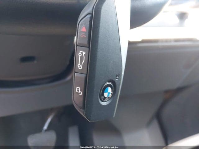 2026 BMW IX XDRIVE45 11