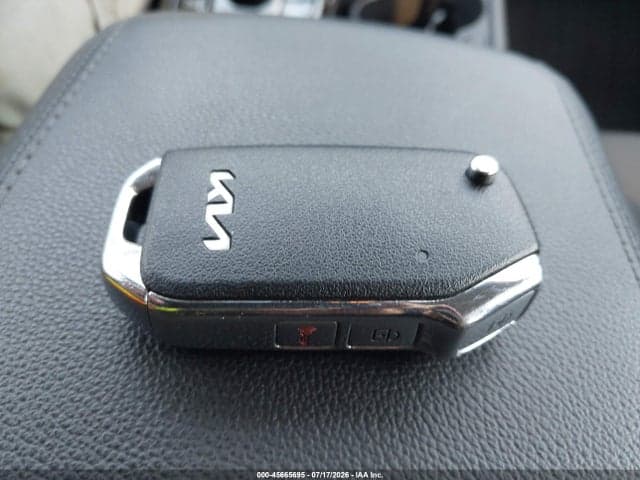 2023 KIA SPORTAGE HYBRID LX 11