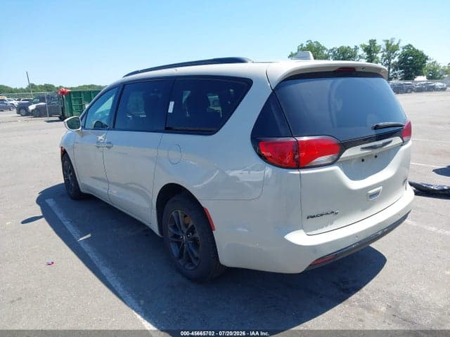 2020 CHRYSLER PACIFICA AWD LAUNCH EDITION 3