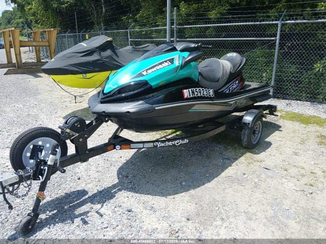 2021 KAWASAKI ULTRA LX 2