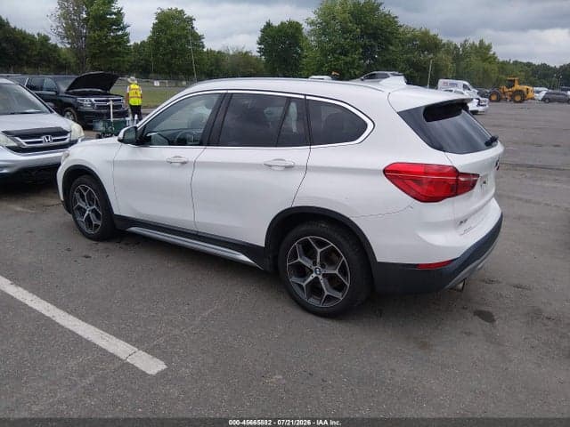 2018 BMW X1 XDRIVE28I 3