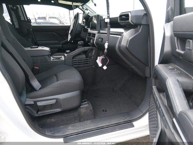 2025 TOYOTA 4RUNNER SR5 5
