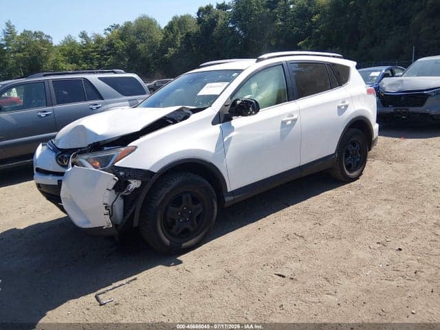 2018 TOYOTA RAV4 LE 2
