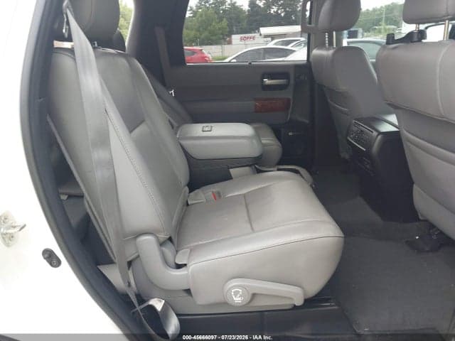 2019 TOYOTA SEQUOIA PLATINUM 8