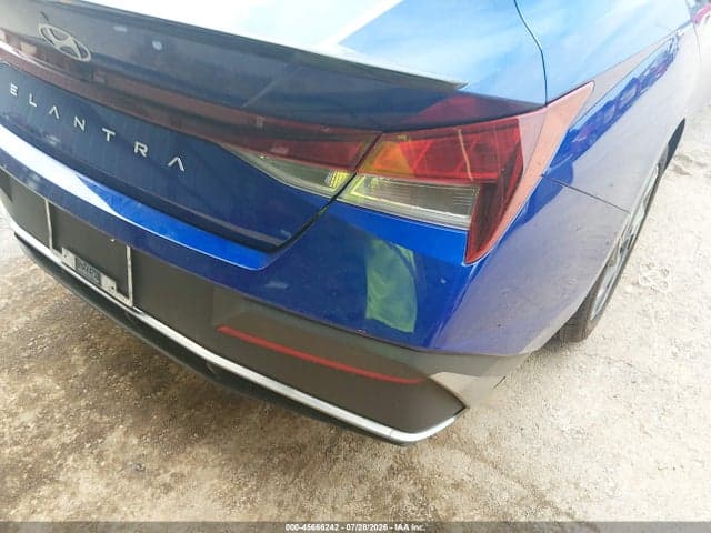 2025 HYUNDAI ELANTRA SEL SPORT 6