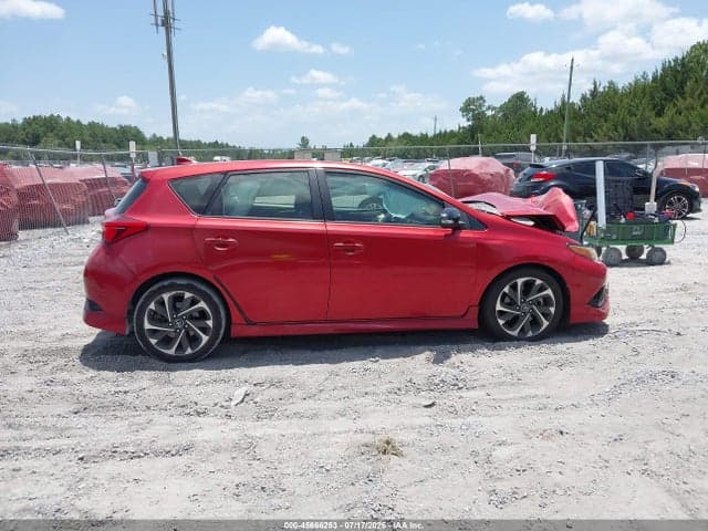 2017 TOYOTA COROLLA IM 13