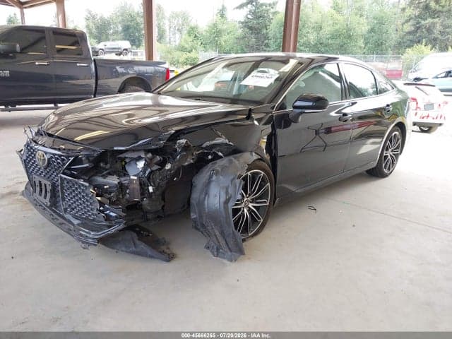 2019 TOYOTA AVALON XSE 2