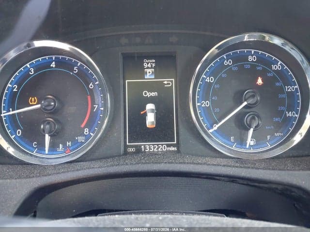 2017 TOYOTA COROLLA SE 7