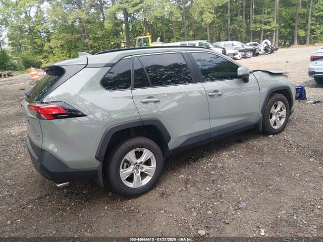 2019 TOYOTA RAV4 XLE 4