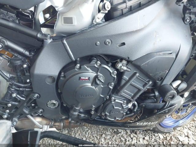 2025 YAMAHA MTN1000 D 9
