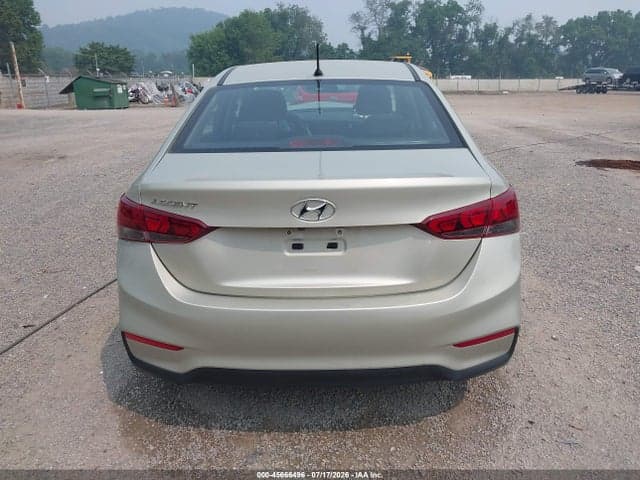 2018 HYUNDAI ACCENT SE 16