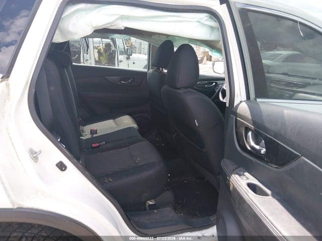 2018 NISSAN ROGUE S 9