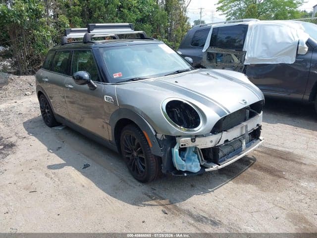 2018 MINI CLUBMAN COOPER 1
