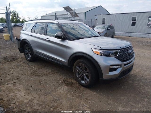 2023 FORD EXPLORER XLT 1