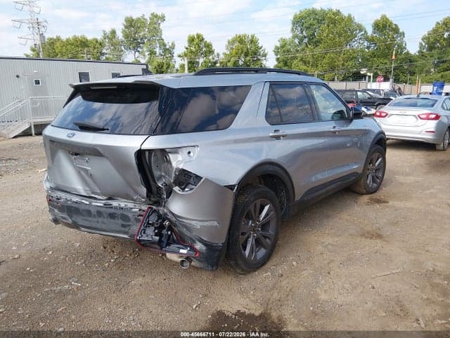 2023 FORD EXPLORER XLT 4