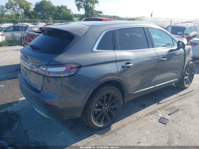 2022 LINCOLN NAUTILUS RESERVE 4