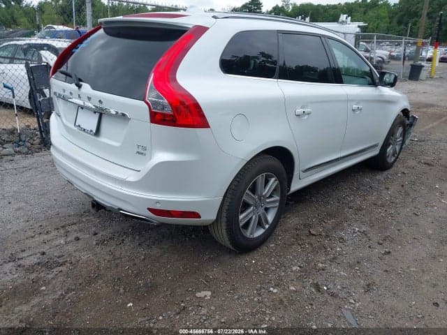2017 VOLVO XC60 T5 INSCRIPTION 4