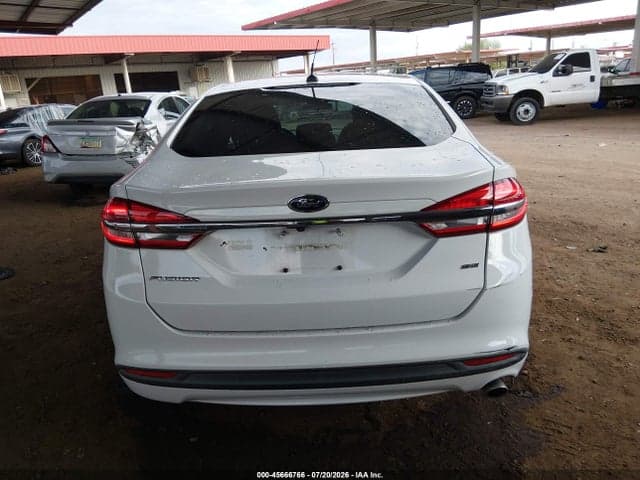 2017 FORD FUSION SE 16