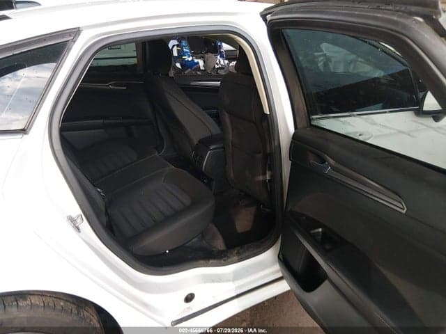 2017 FORD FUSION SE 8