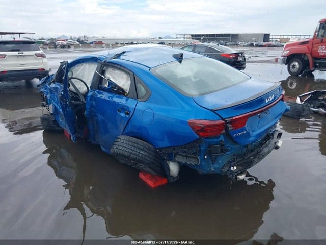 2022 KIA FORTE GT 3