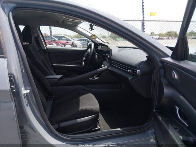 2021 HYUNDAI ELANTRA SEL 5