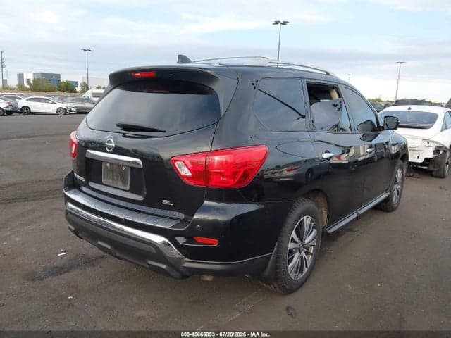 2019 NISSAN PATHFINDER SL 4