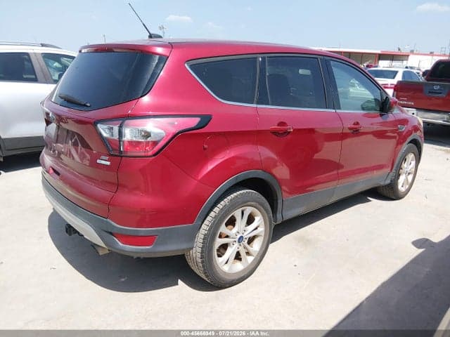 2017 FORD ESCAPE SE 4